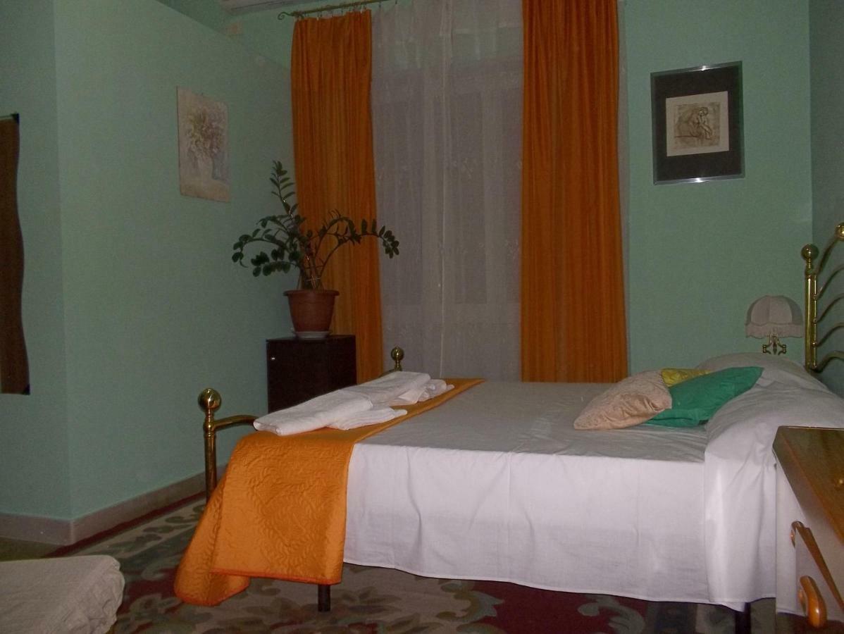 Victoria Bed & Breakfast Catania Bagian luar foto