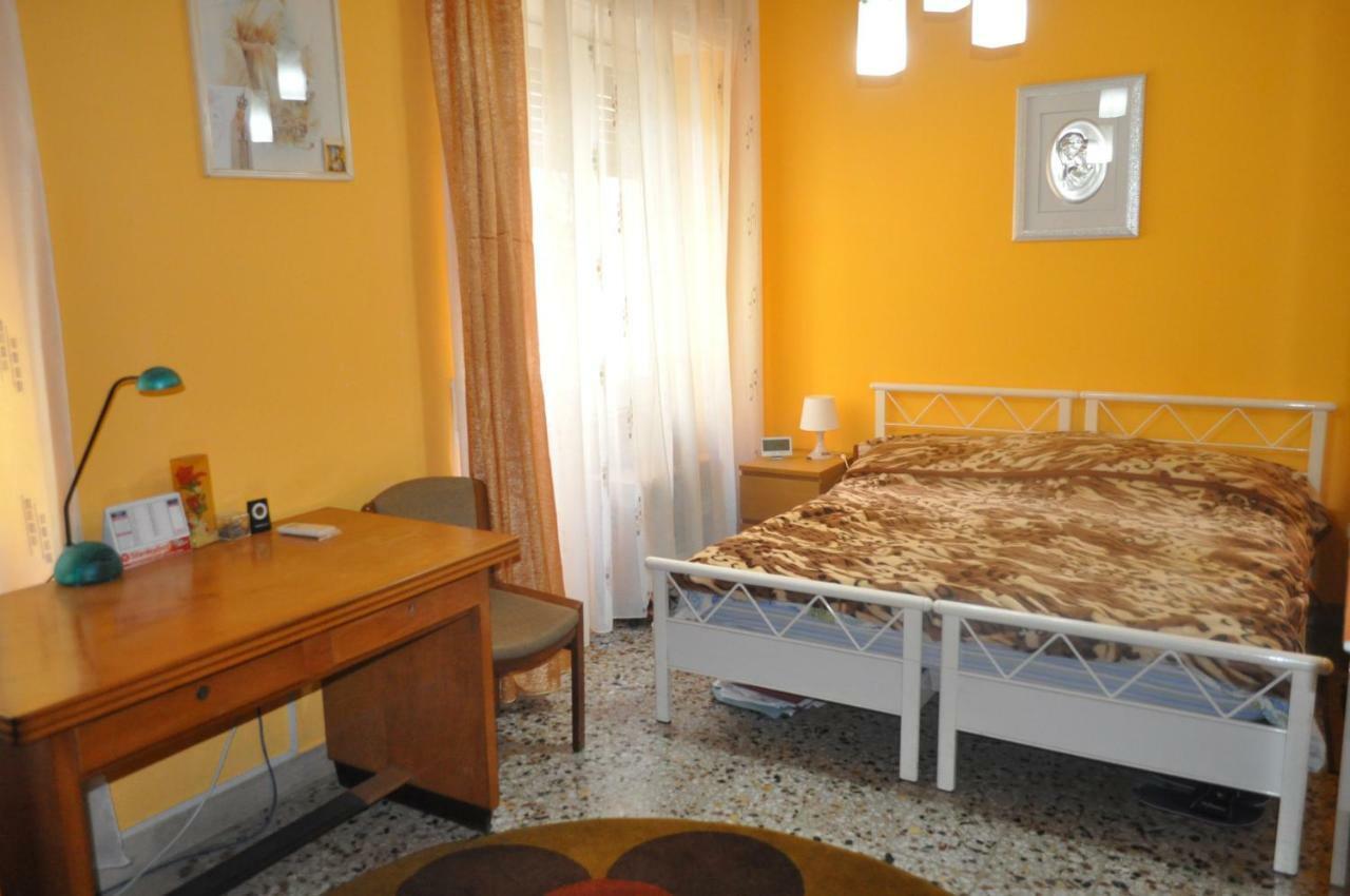 Victoria Bed & Breakfast Catania Bagian luar foto